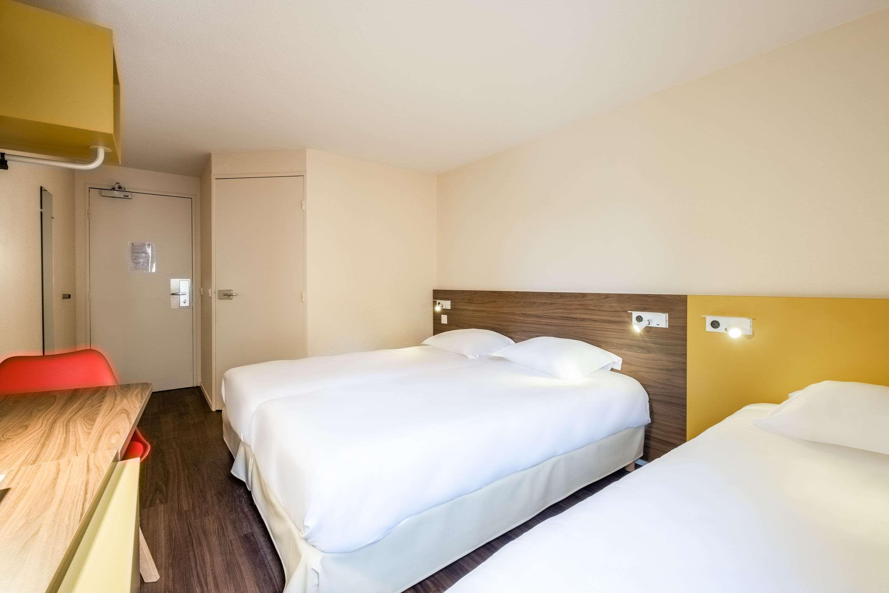 Comfort Hotel Lille Lomme Exterior photo