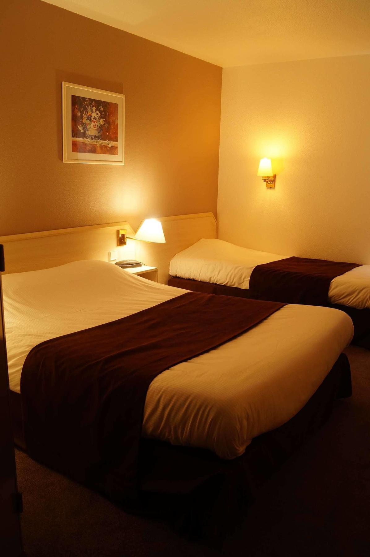 Comfort Hotel Lille Lomme Exterior photo